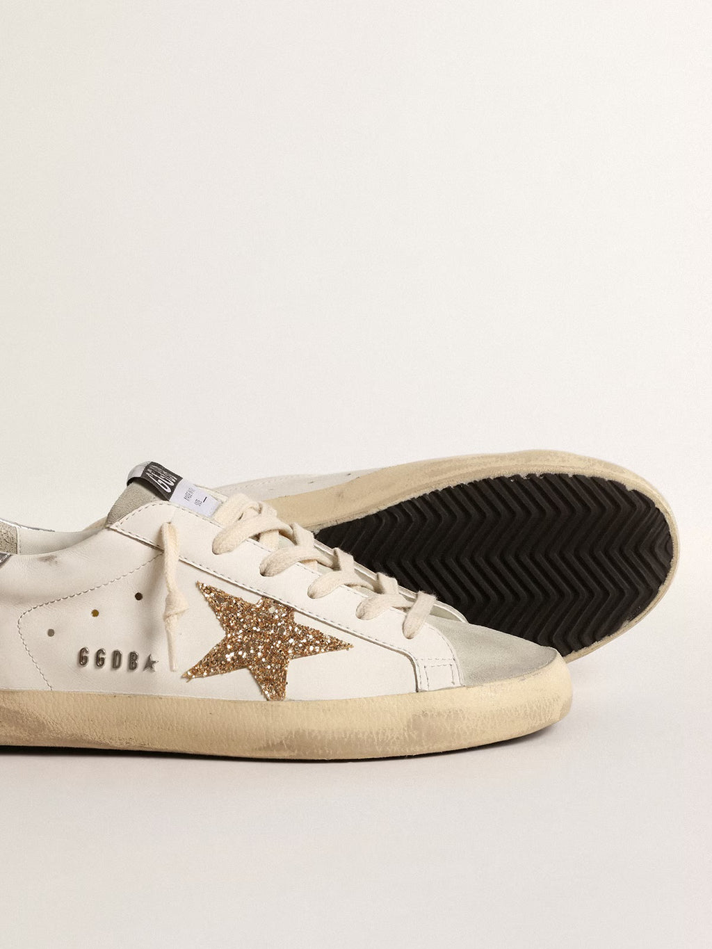 Superstar paillettée dorée